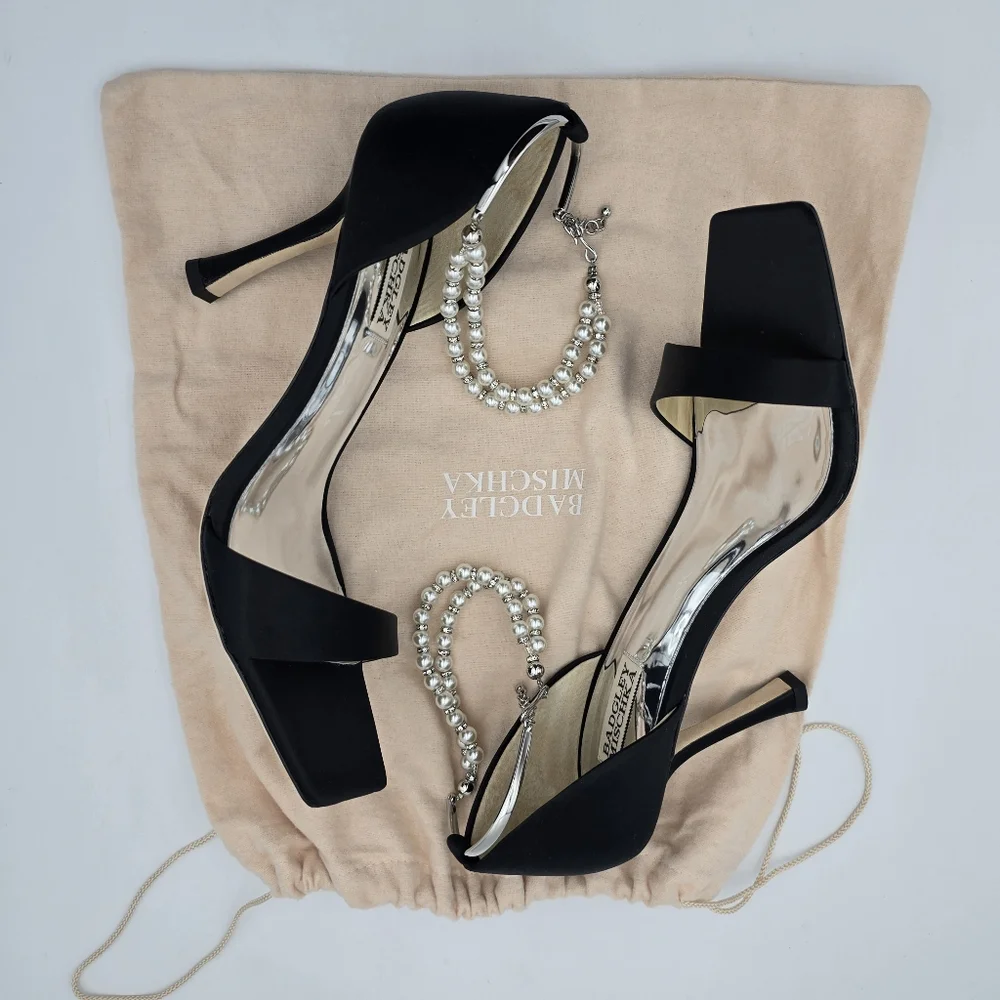 NIB Badgley Mischka Loretta Dual Pearl Strap Stiletto Heel Sandals, Black Satin - Picture 16 of 16